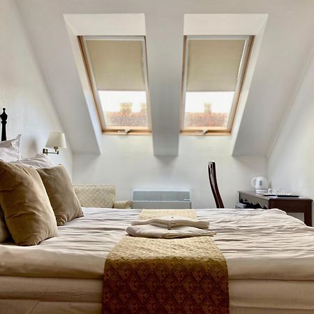 Opera16 Guestrooms Budapest Luaran gambar