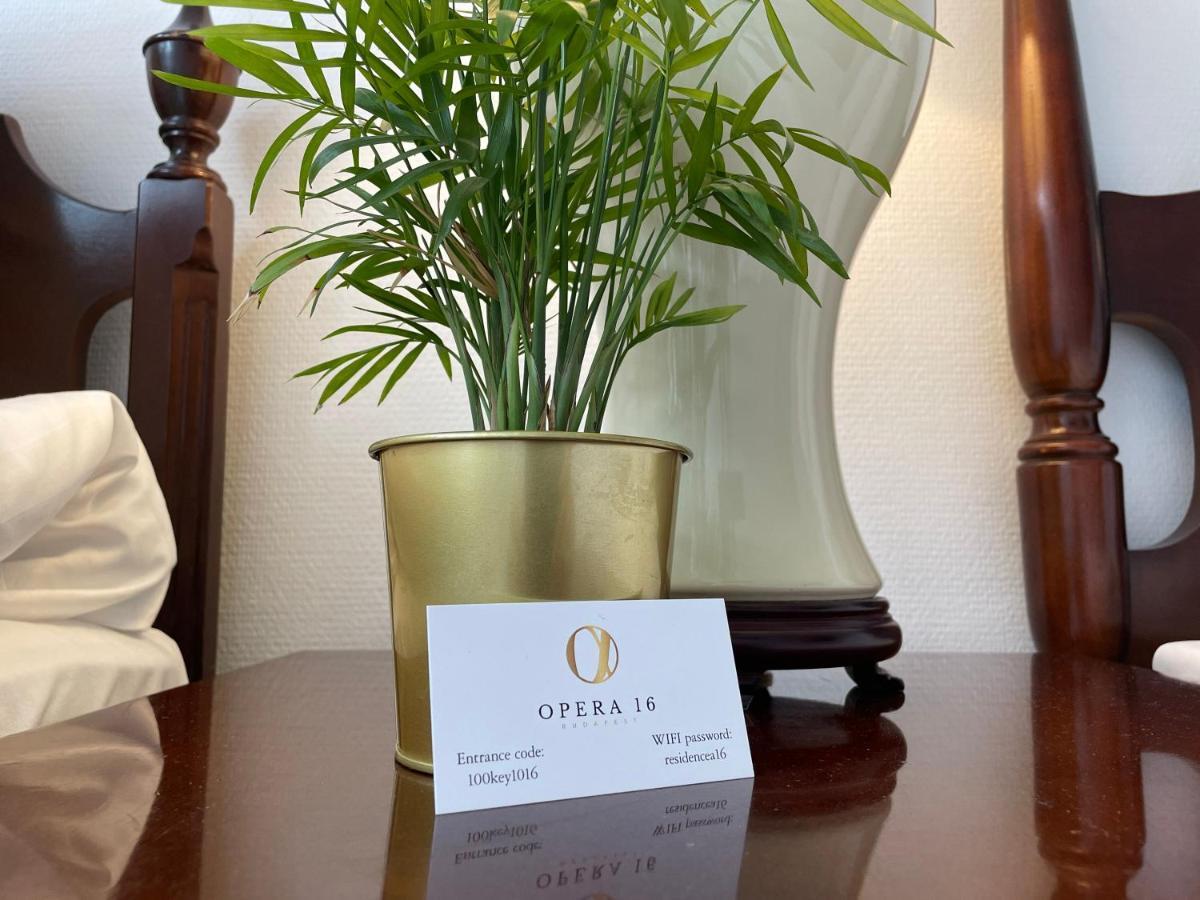 Opera16 Guestrooms Budapest Luaran gambar