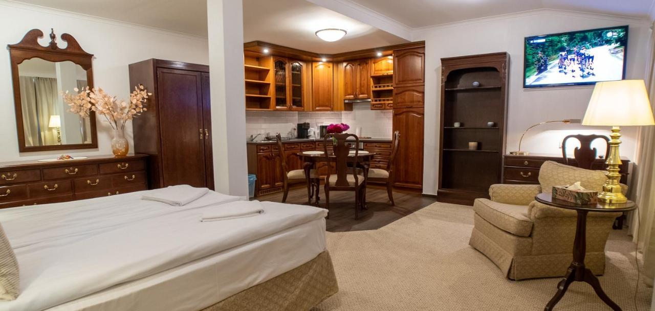 Opera16 Guestrooms Budapest Luaran gambar